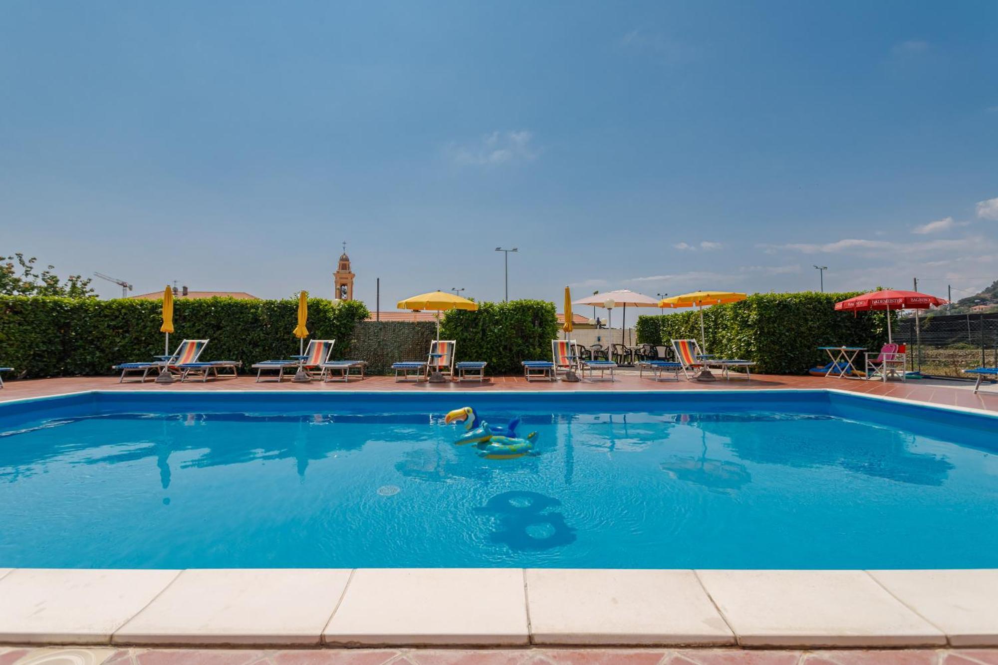 Residence Mizar Pietra Ligure Dış mekan fotoğraf