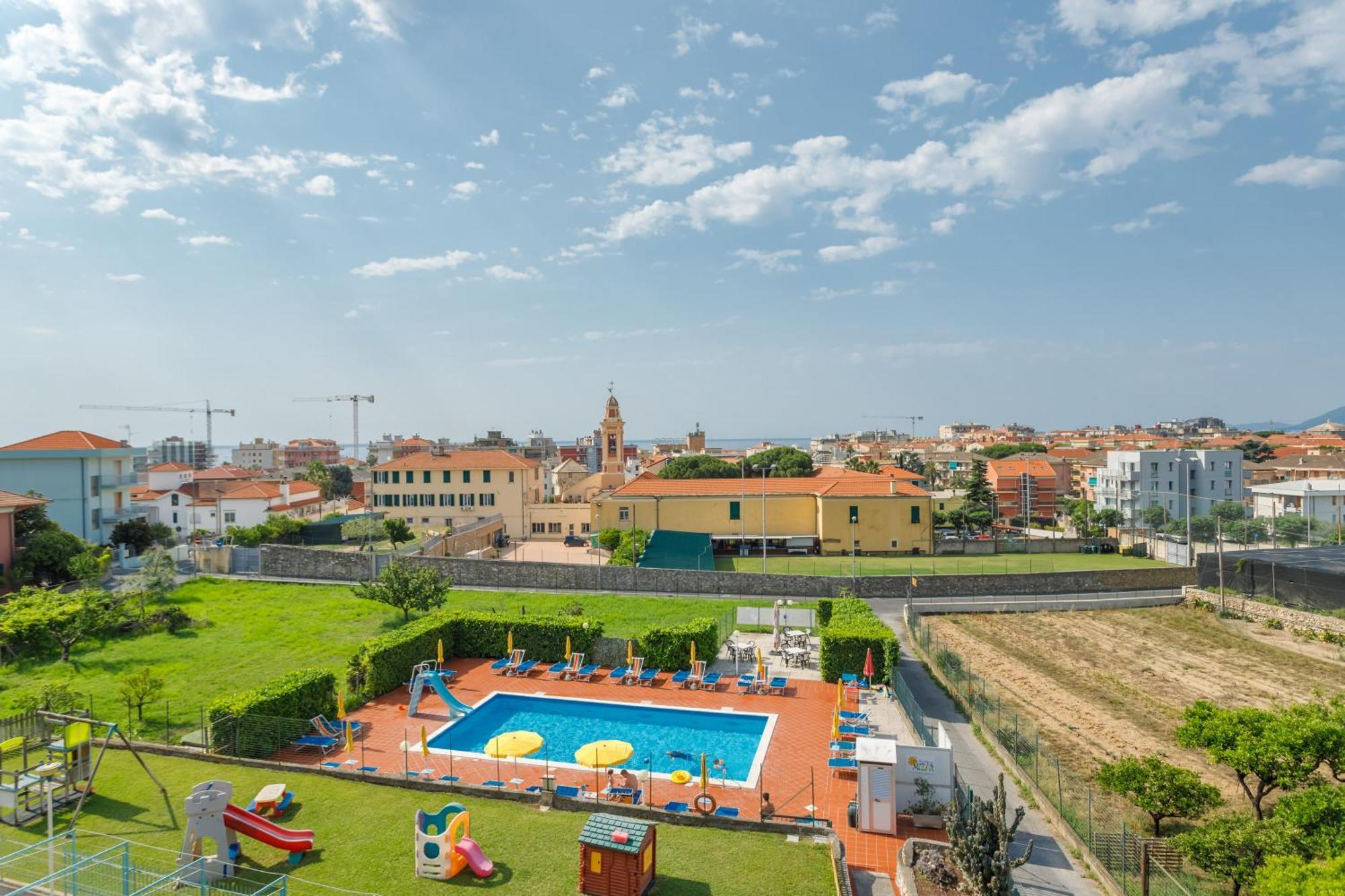 Residence Mizar Pietra Ligure Dış mekan fotoğraf
