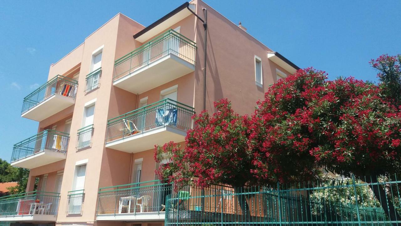 Residence Mizar Pietra Ligure Dış mekan fotoğraf